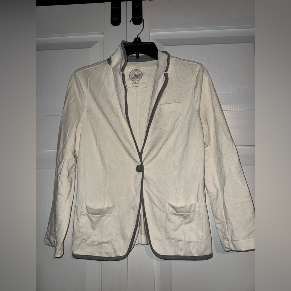 White/cream womens jacket blazer